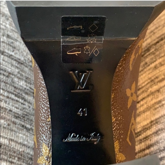 💥NEW Louis Vuitton Booties💥 - Picture 8 of 9